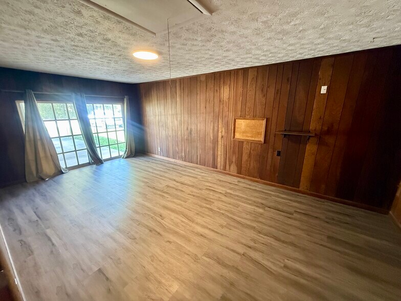 More Photos Of 86050 Pages Dairy Rd, Yulee Office For Lease