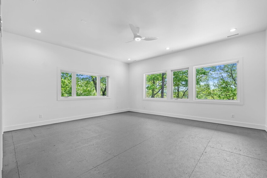 More Photos Of 18649 Saddle Shop Ln, Springdale Lodge Meeting Hall For Sale