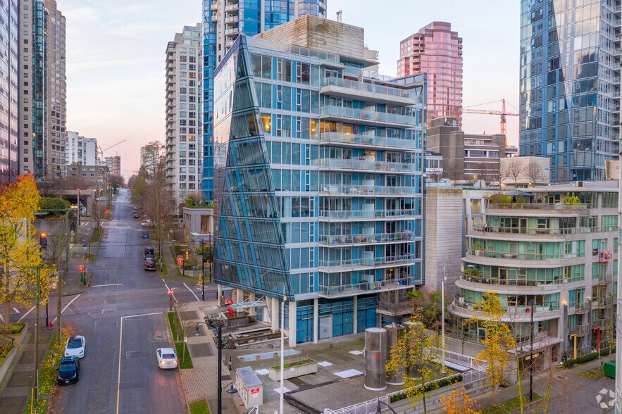 More Photos Of 1487 Pender St, Vancouver Apartments For Sale