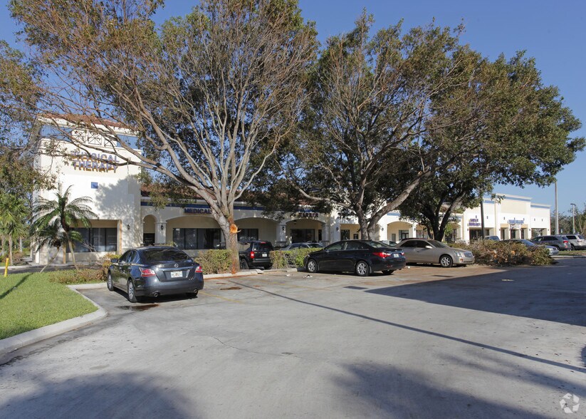 More Photos Of 1801-1825 Hillsboro Blvd, Deerfield Beach General Retail For Lease