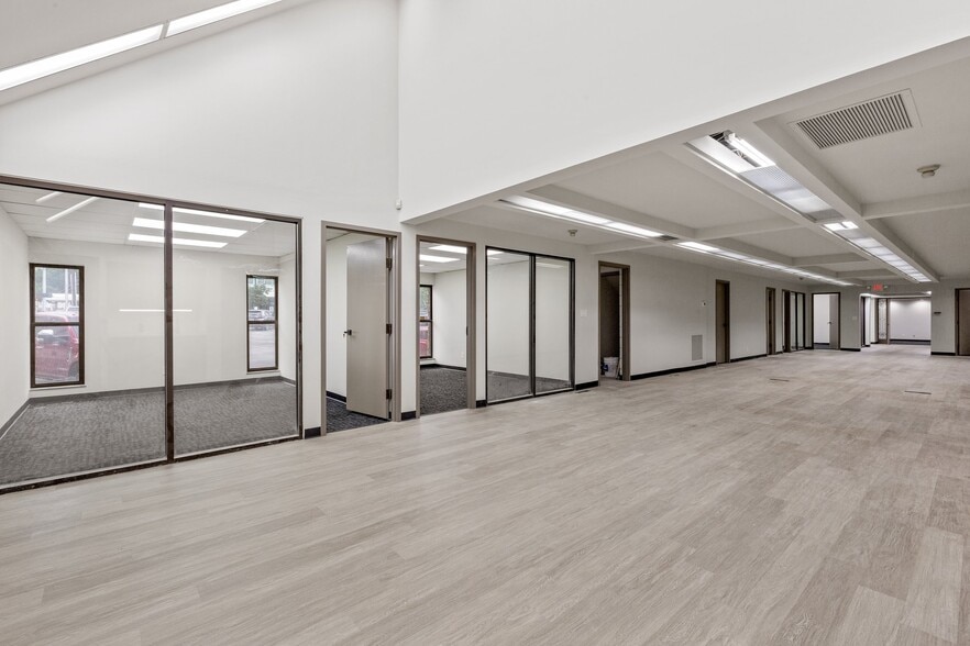 More Photos Of 1515 S Boulder Ave, Tulsa Office For Lease