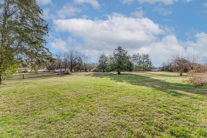 More Photos Of 1445 Ebenezer Rd, Knoxville Land For Sale