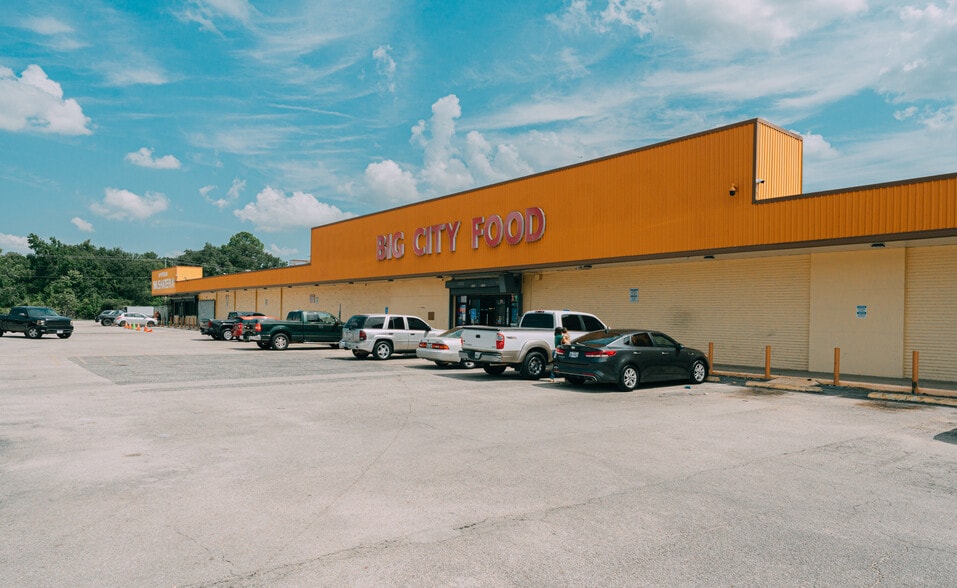More Photos Of 11320 Homestead Rd, Houston Supermarket For Sale