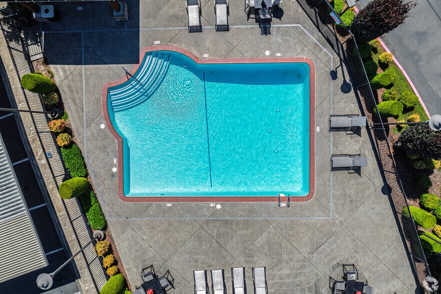 More Photos Of 1430 Wilmington Dr, Dupont Apartments For Lease