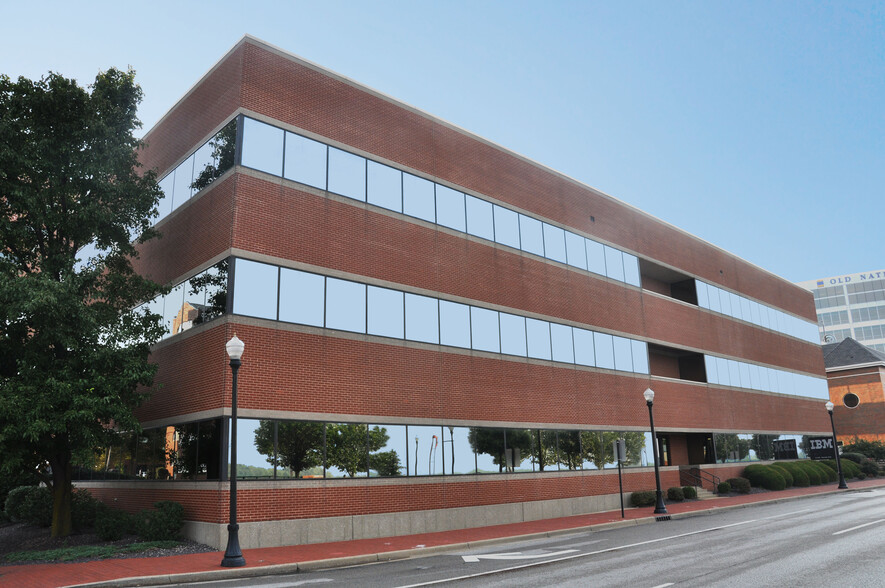 Primary Photo Of 25 NW Riverside Dr, Evansville Office For Lease