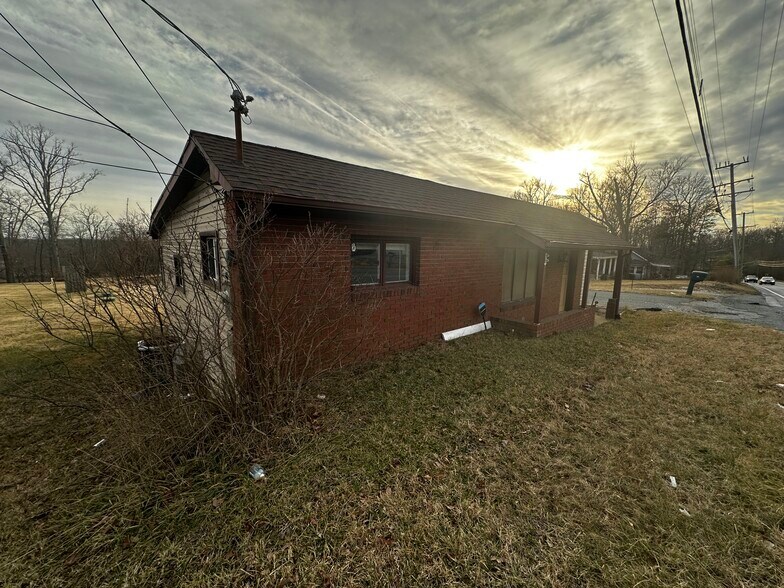 More Photos Of 703-705A Philadelphia Rd, Joppa Office Residential For Sale