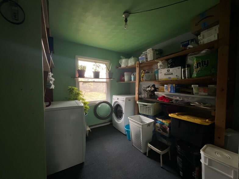 More Photos Of 42 Stockbridge Rd, West Stockbridge Hotel For Sale