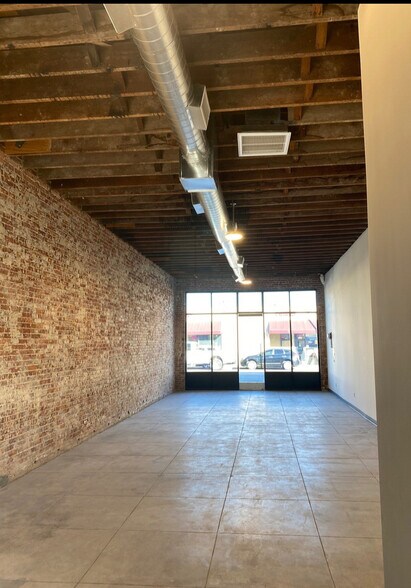 More Photos Of 715-725 N Los Robles Ave, Pasadena Storefront Retail Office For Lease