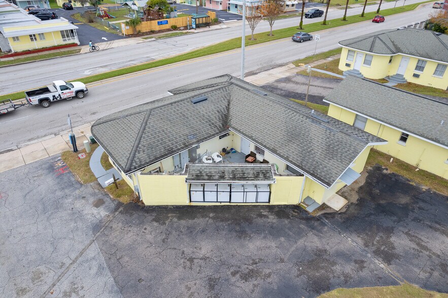 More Photos Of 801 Ridgewood Ave, Holly Hill Hotel For Sale