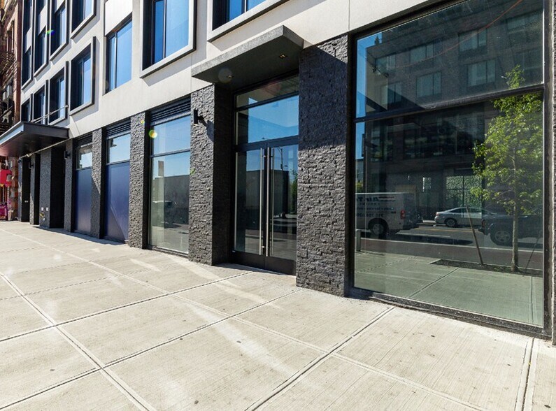 Primary Photo Of 212 E 125th St, New York Apartments For Lease