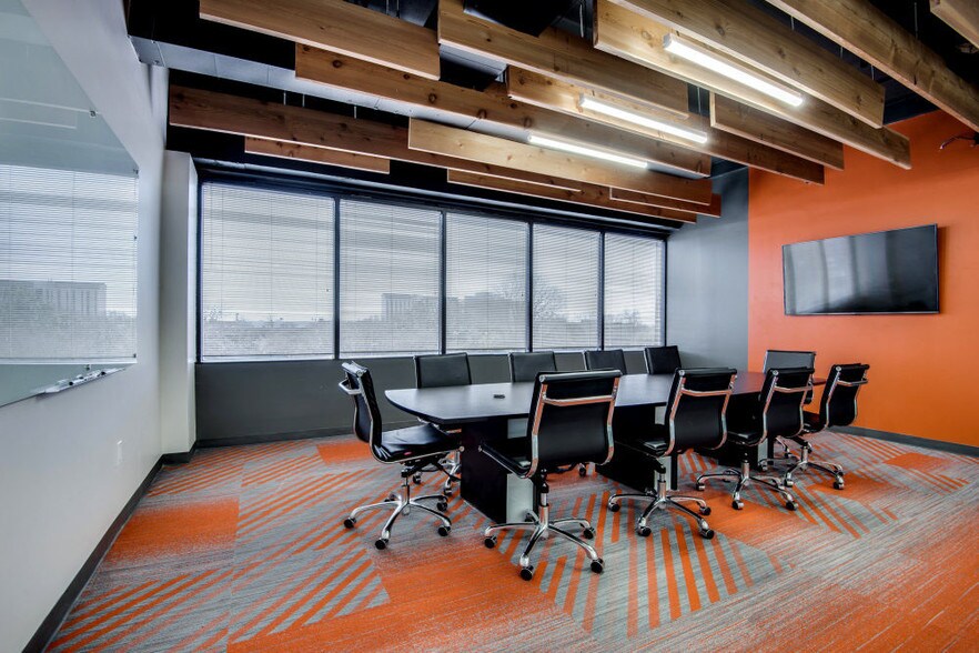 More Photos Of 4101 McEwen Rd, Dallas Office For Lease