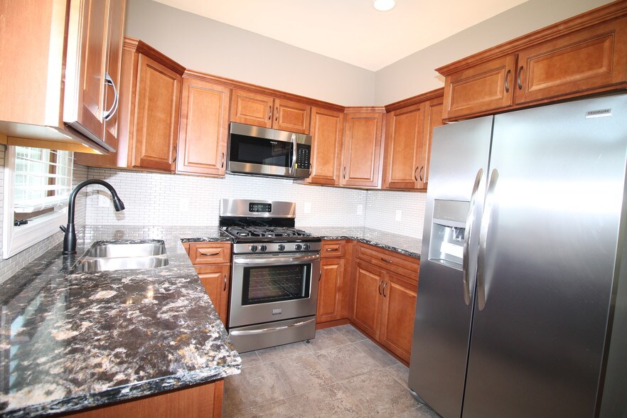 More Photos Of 430 Adams St, Paducah Apartments For Sale