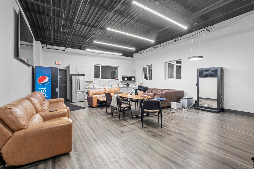 More Photos Of 1529 N 31st Ave, Melrose Park Truck Terminal For Lease