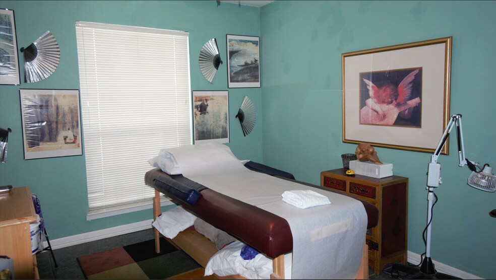 More Photos Of 1803A N Mays Street, Round Rock Office For Lease