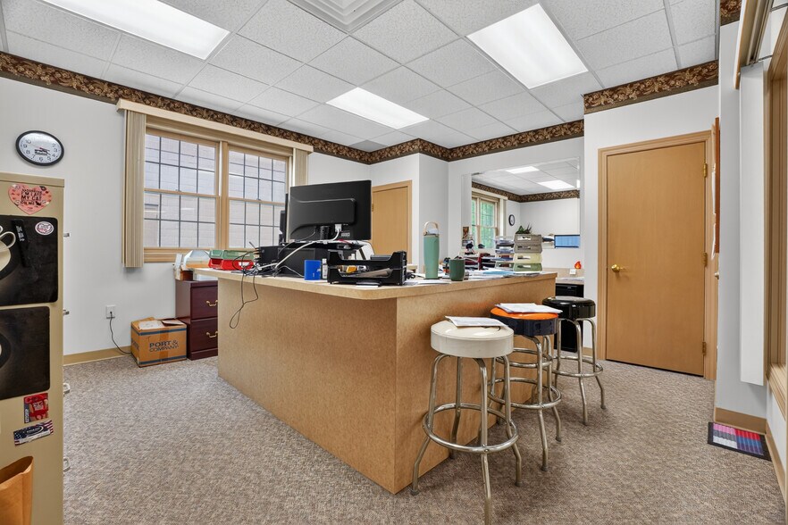 More Photos Of 1695 Joseph Lloyd Pky, Willoughby Warehouse For Sale