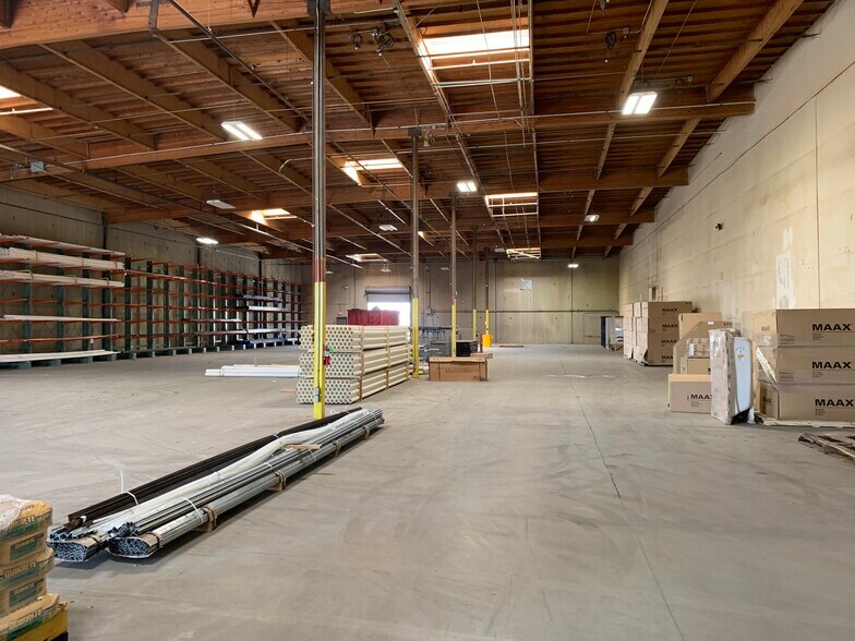 More Photos Of 2201 E Brundage Ln, Bakersfield Distribution For Lease