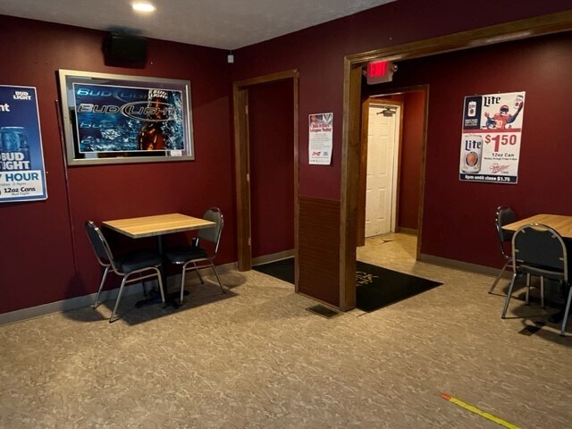 More Photos Of 641 Massillon Rd, Akron Restaurant For Sale