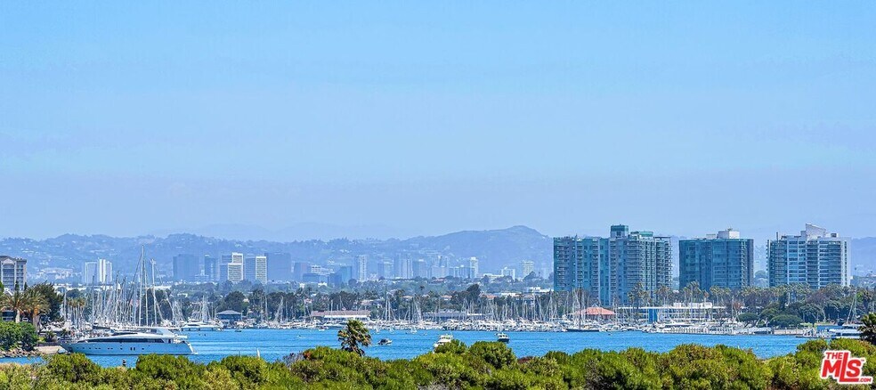 More Photos Of 6515 Vista del Mar, Playa Del Rey Apartments For Sale