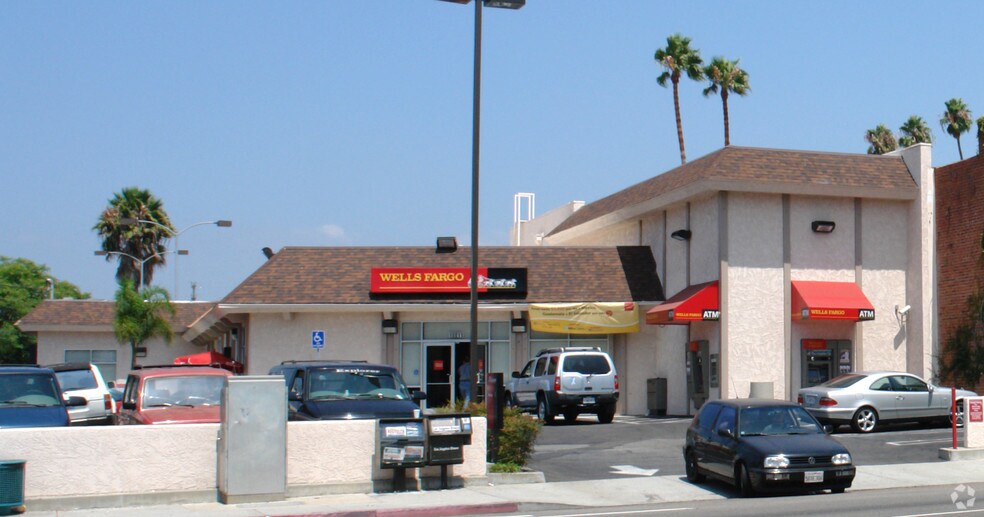 More Photos Of 10011 Washington Blvd, Culver City Bank For Lease