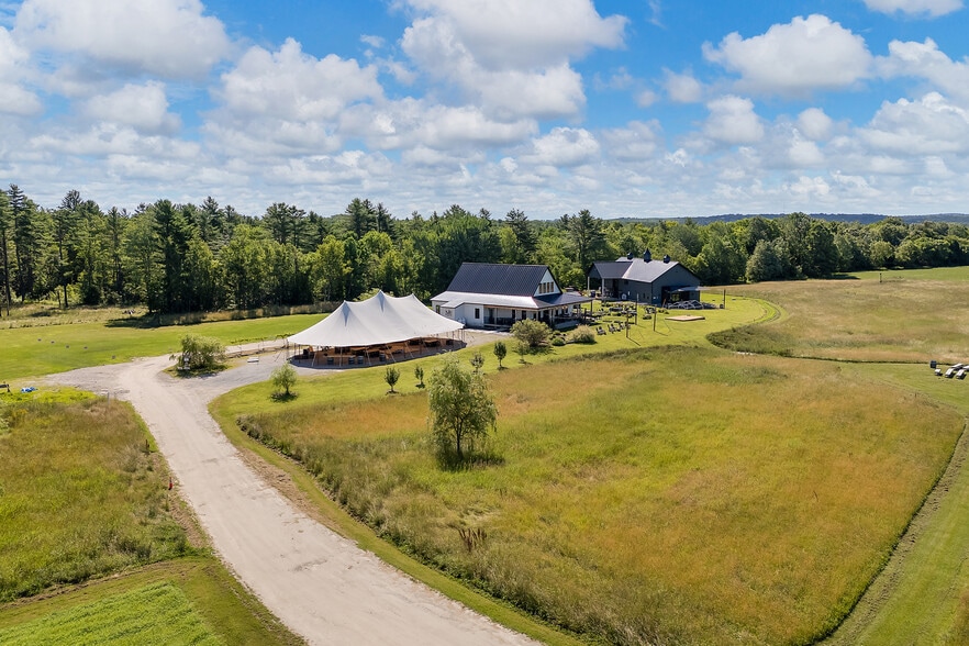 More Photos Of 10 Leeds Junction Rd, Leeds Winery Vineyard For Sale