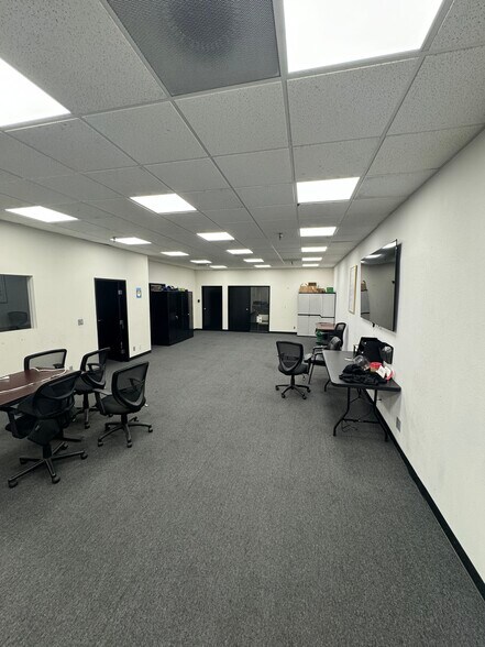 More Photos Of 12222-12228 Sherman Way, North Hollywood Warehouse For Lease