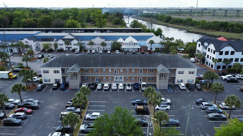 More Photos Of 668 Marina Dr, Charleston Medical For Sale