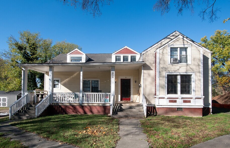 Primary Photo Of 928 Mcferrin Ave, Nashville Office Residential For Sale