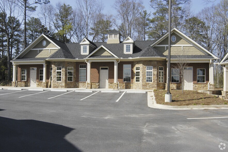 More Photos Of 110 Millbrook Village Dr, Tyrone Office For Lease