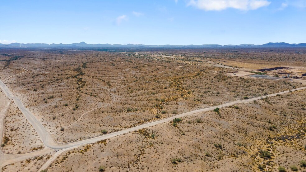 More Photos Of 31900 Camelback rd, Tonopah Land For Sale