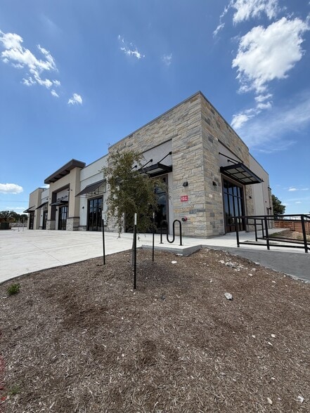 Primary Photo Of 1012 Municipal Dr, Leander Freestanding For Sale