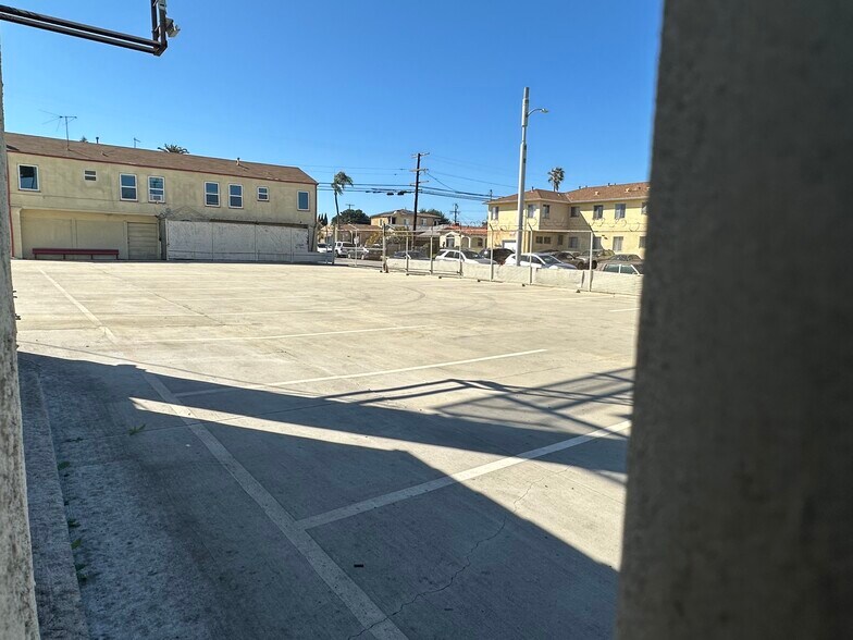 More Photos Of 3410 W 59th Pl, Los Angeles Land For Sale
