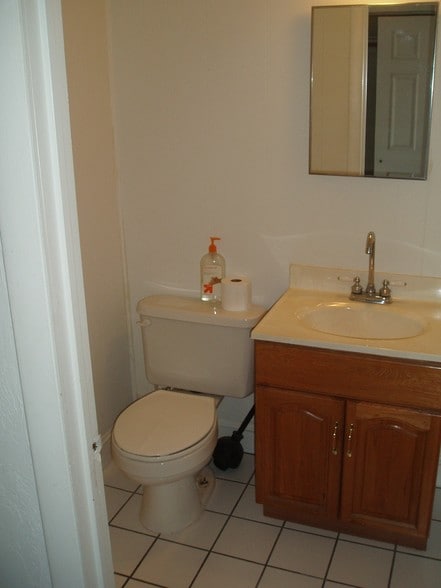 More Photos Of 560 Kelley Blvd, North Attleboro Freestanding For Lease