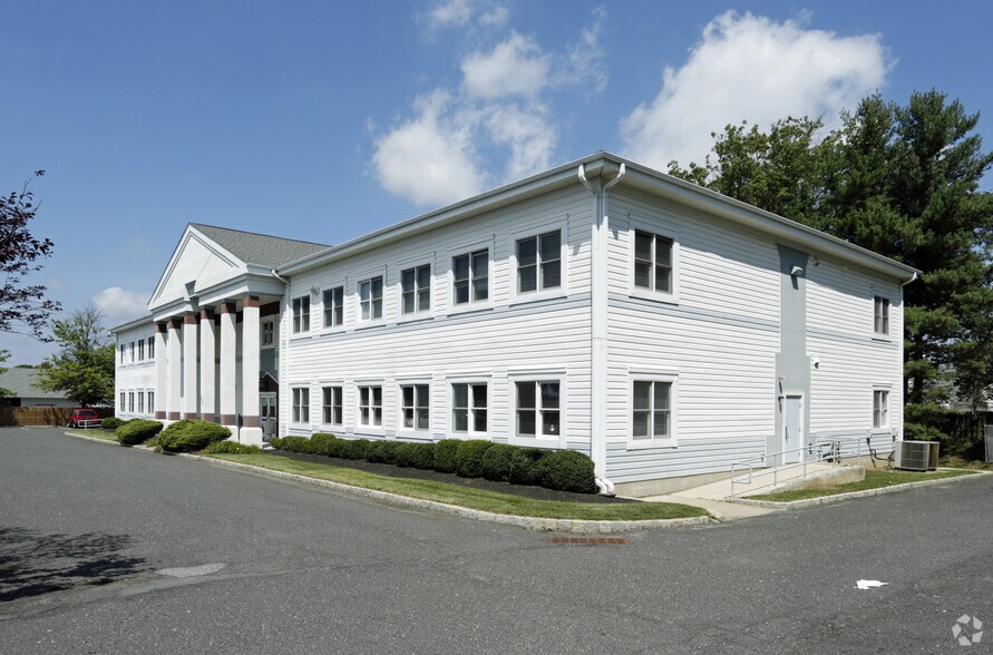 Primary Photo Of 239 Prospect Plains Rd, Monroe Township Medical For Lease