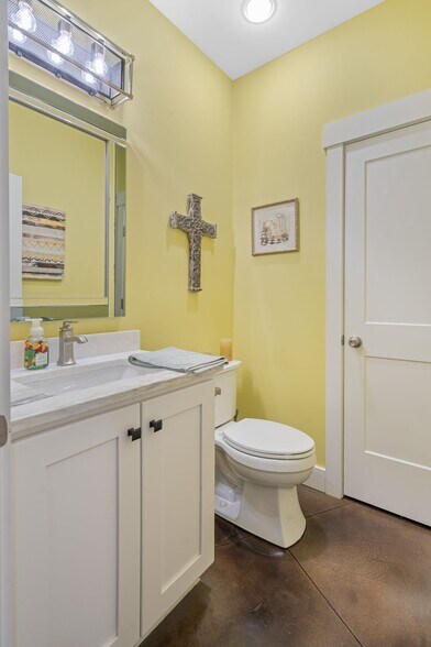 More Photos Of 201 Graves Rd, Goodlettsville Office For Sale