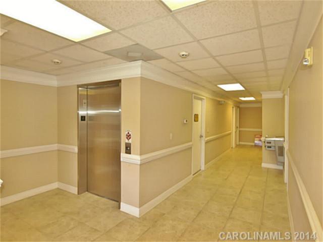 More Photos Of 18809 W Catawba Ave, Cornelius Medical For Lease