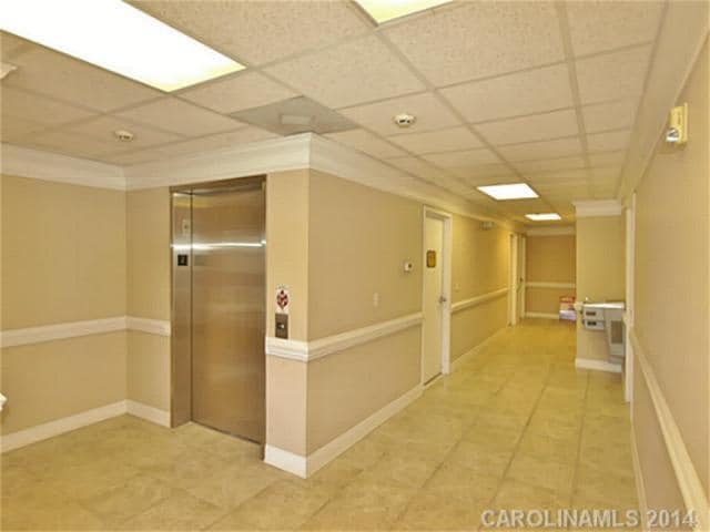 More Photos Of 18809 W Catawba Ave, Cornelius Medical For Lease