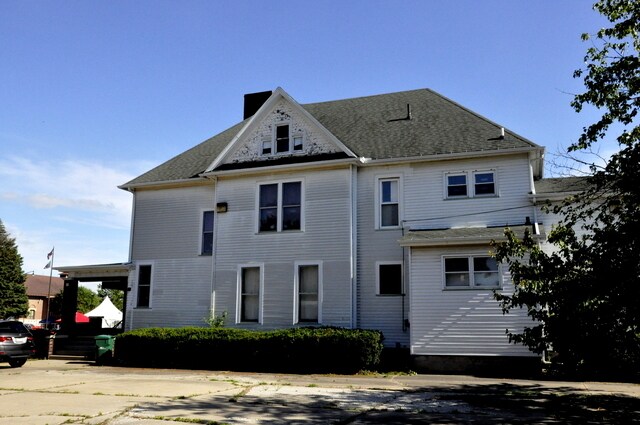 More Photos Of 208 N Park St, Streator Storefront Retail Residential For Sale