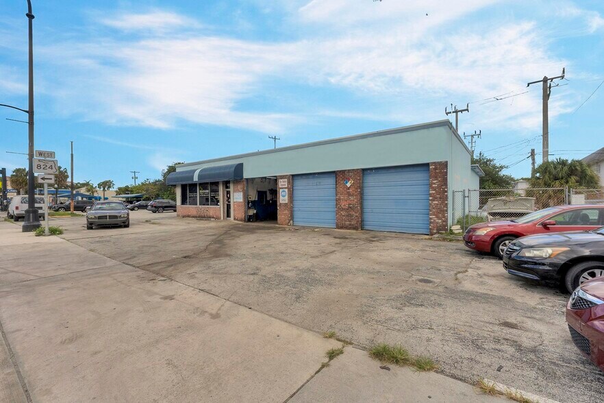 More Photos Of 1010 N Federal Hwy, Hallandale Beach Service For Sale
