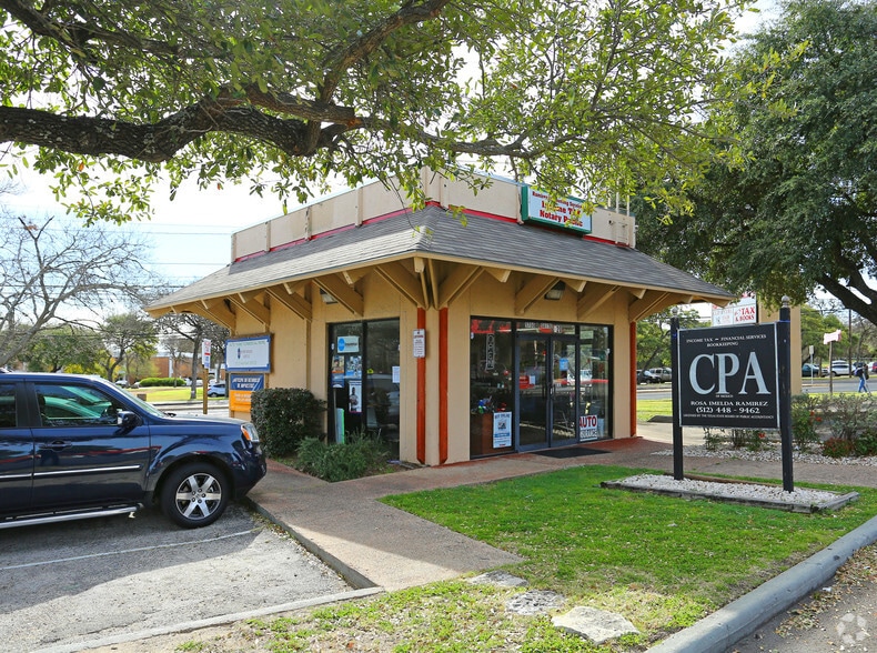 More Photos Of 5700-5730 Manchaca Rd, Austin Unknown For Lease