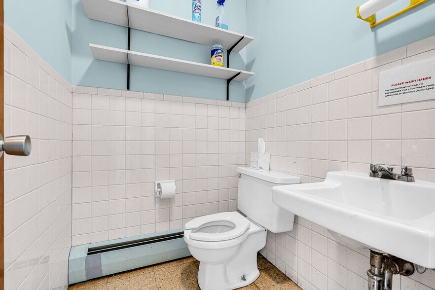 More Photos Of 62 Hance Ave, Tinton Falls Schools For Lease