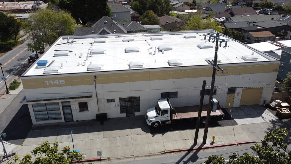 More Photos Of 1148 E San Antonio St, San Jose Warehouse For Sale