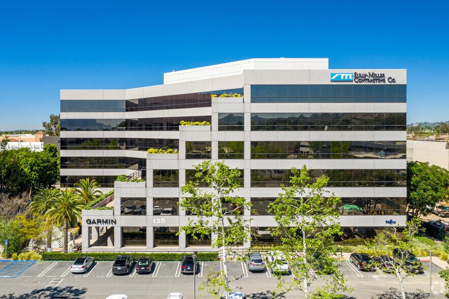 More Photos Of 135 S State College Blvd, Brea Unknown For Lease