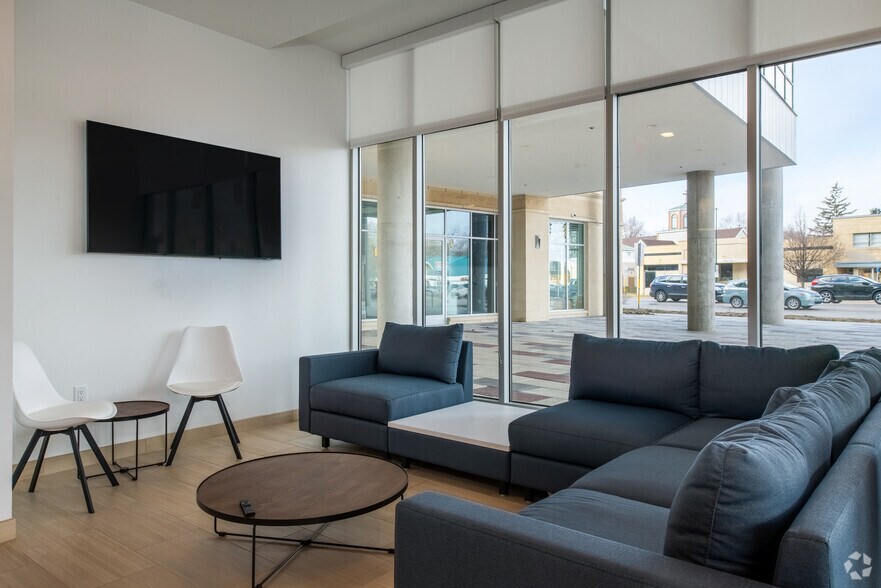 More Photos Of 2521 East Washington Ave, Madison Apartments For Lease