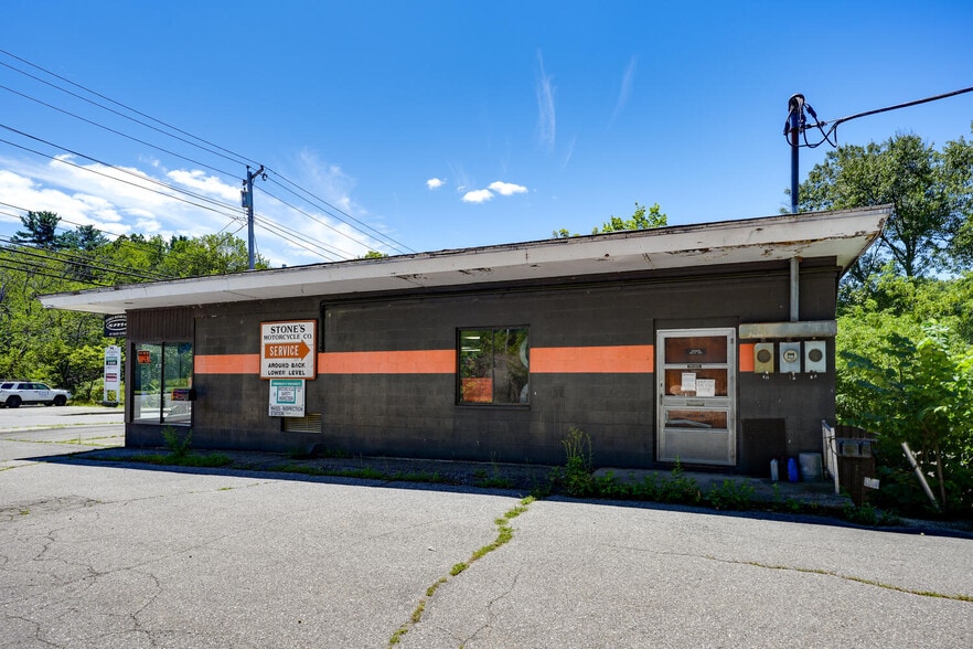 More Photos Of 89 Main St, Northborough Freestanding For Sale