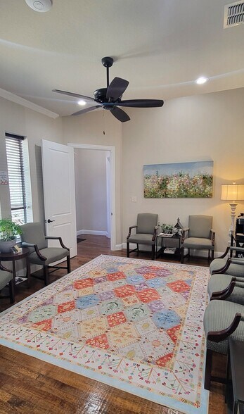 More Photos Of 5748 Boat Club Rd, Fort Worth Office For Sale
