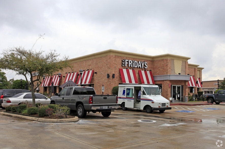 More Photos Of 2725-2623 Town-Center Blvd, Sugar Land Unknown For Lease