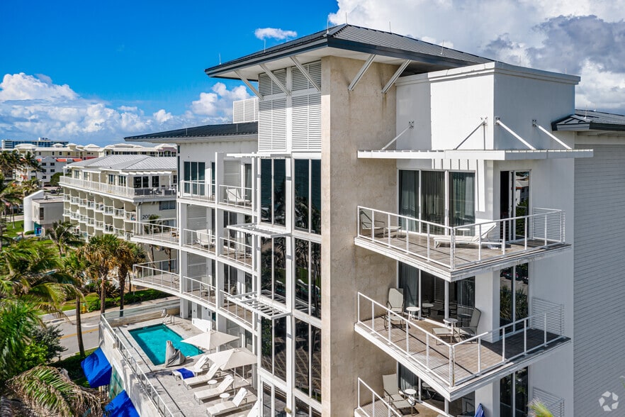 More Photos Of 45 NE 21st Ave, Deerfield Beach Hotel For Sale