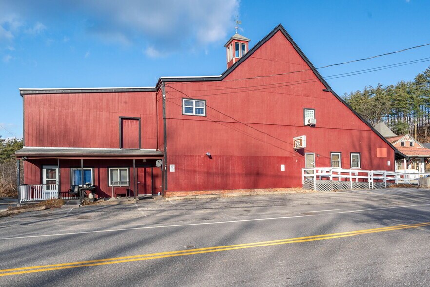 More Photos Of 8 Dunster Ave, Greenville Storefront Retail Residential For Sale