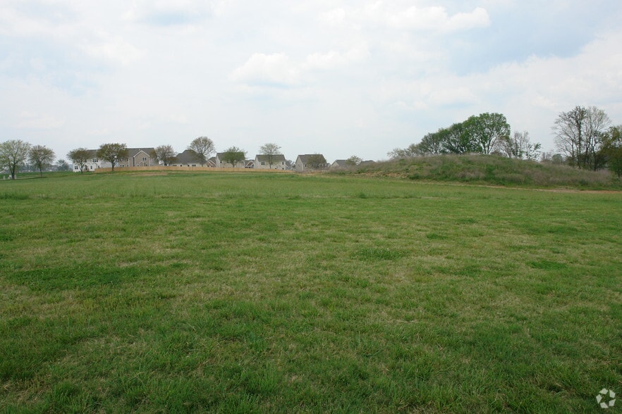 More Photos Of Duplex Rd @ Commonwealth Dr, Spring Hill Land For Sale