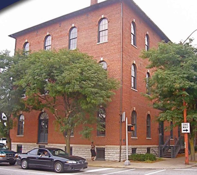 Primary Photo Of 302 Ferry St, Lafayette Office For Lease